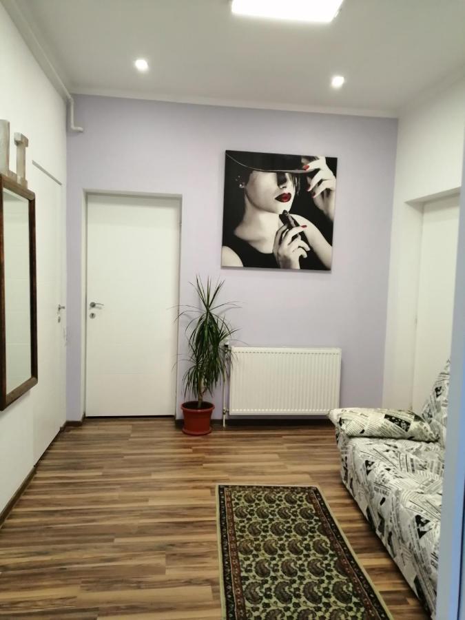 Violet House Apartment Turda Ngoại thất bức ảnh