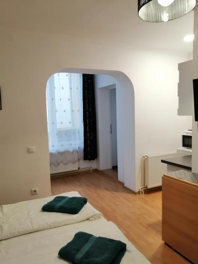 Violet House Apartment Turda Ngoại thất bức ảnh