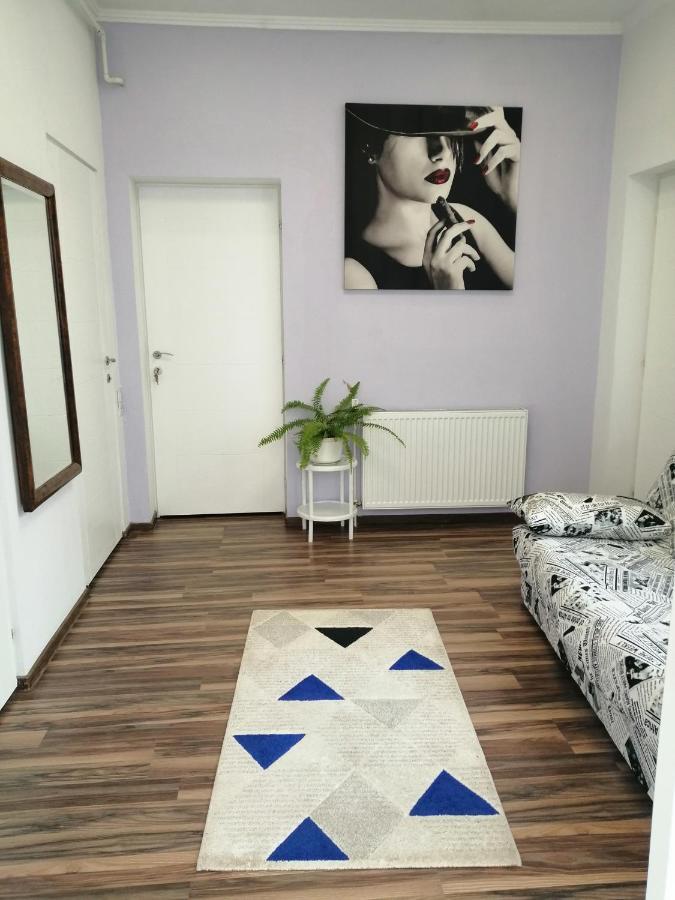 Violet House Apartment Turda Ngoại thất bức ảnh